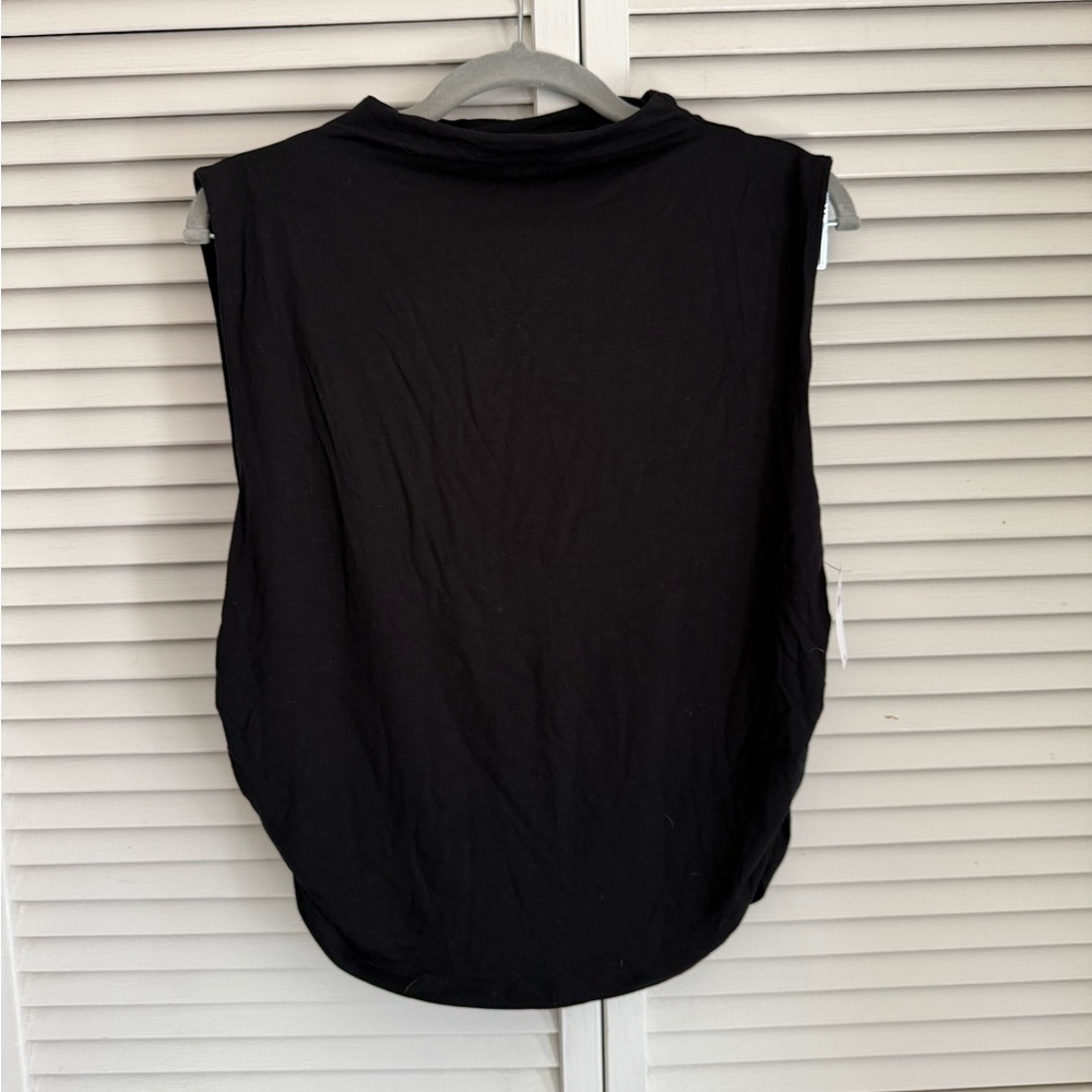 NWT Old Navy Women’s High Neck Tanktop
